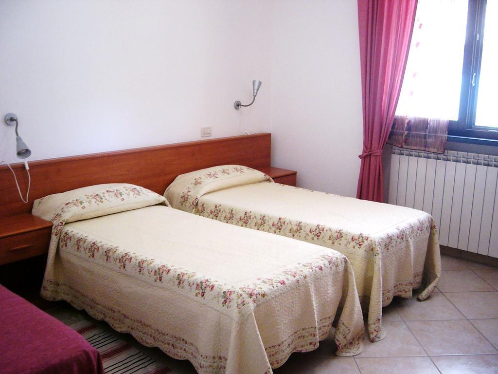 Bed and Breakfast Nonna Alda Viareggio Pokoj fotografie